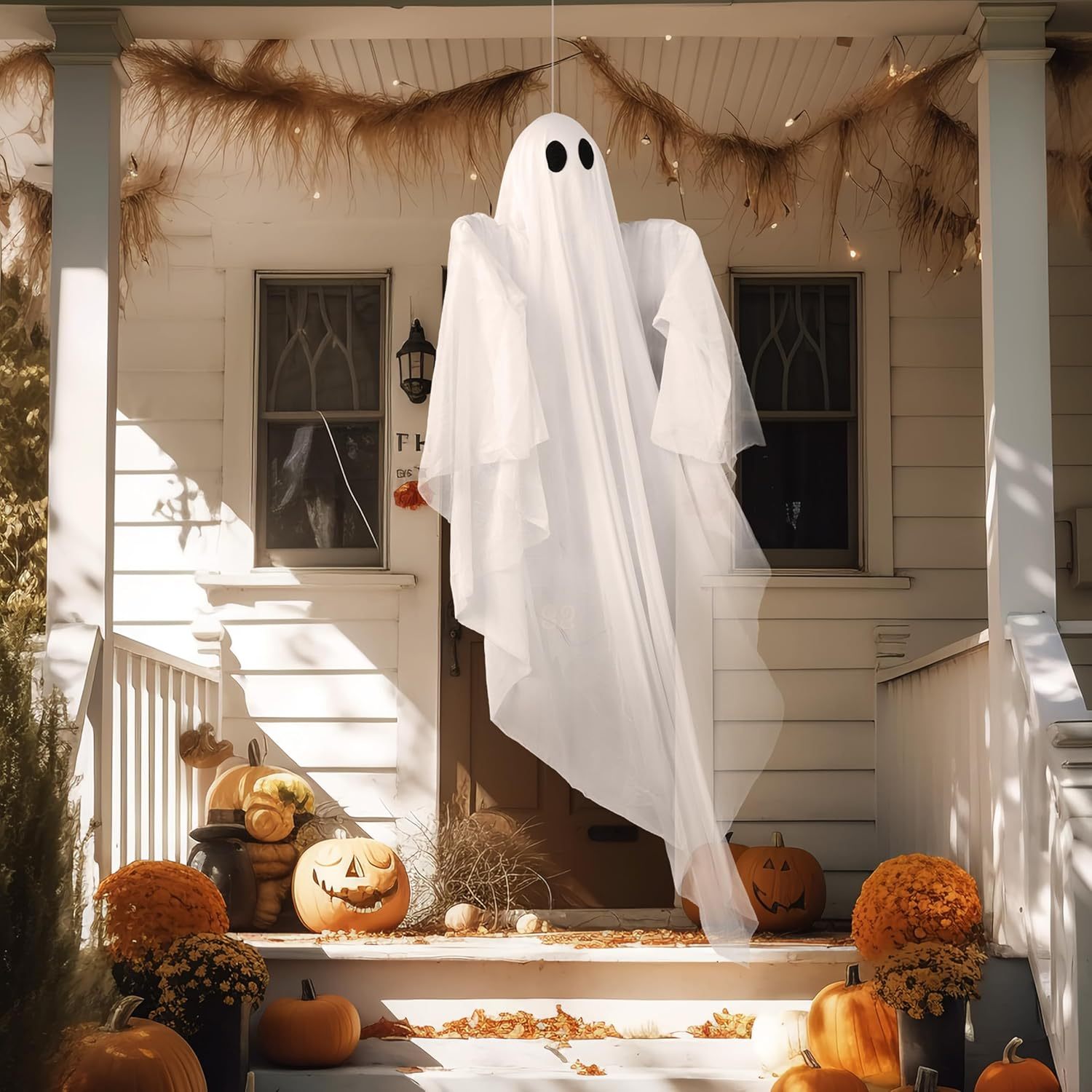 Outdoor Lighting Ideas For Party - Świecący duch na Halloween z białym