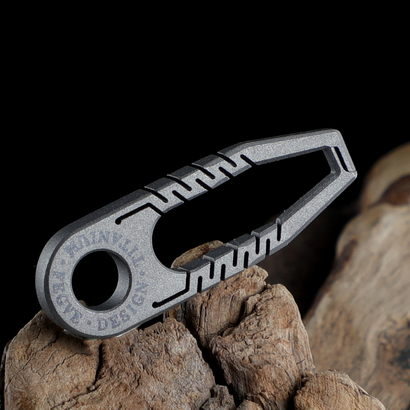 EDC Tytanowy Zamek Błyskawiczn – Outdoor Lighting Connectors recenzja i cena