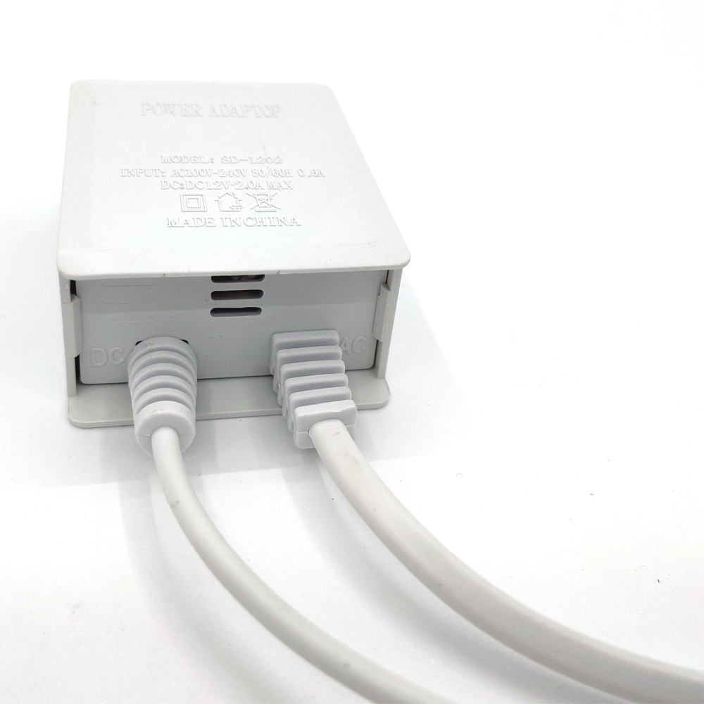 Białe wejście AC 100-240 V DC  – Outdoor Lighting Connectors recenzja i cena